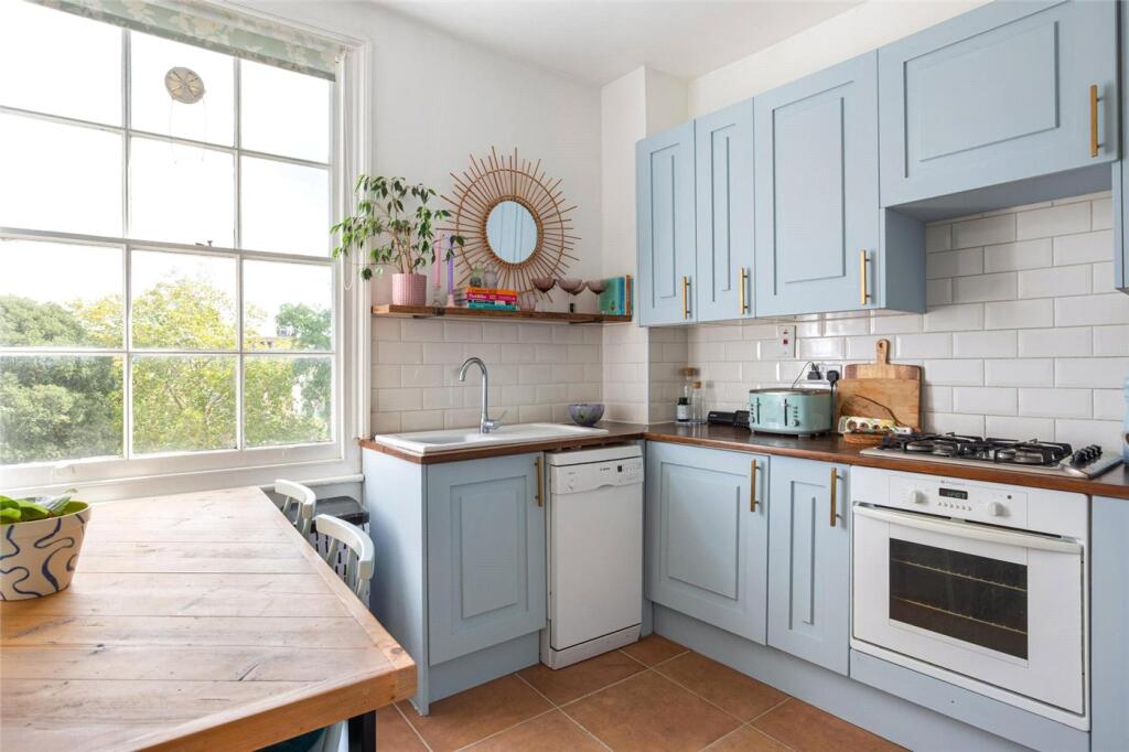 Apartment in London - View 4