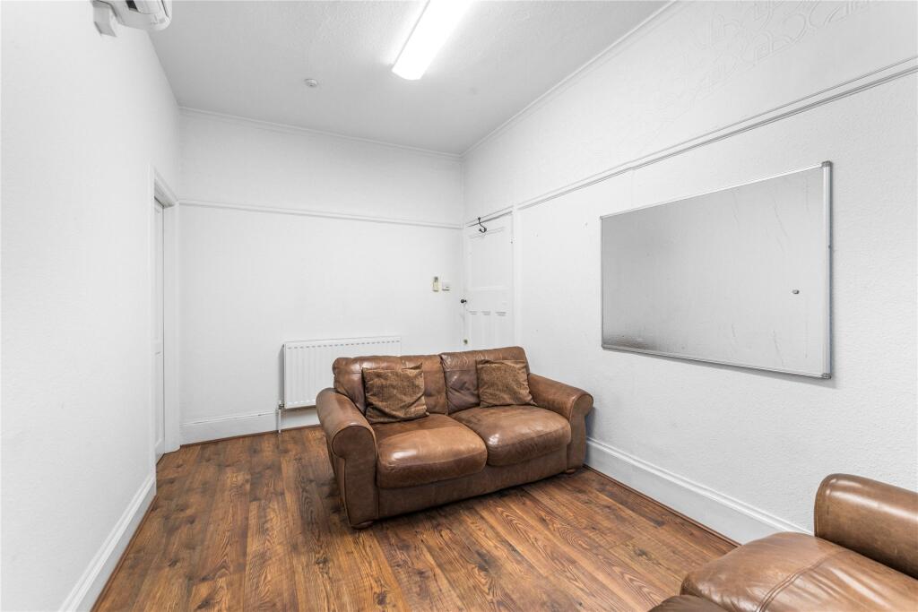 Additional image 5 of New Road, Bromsgrove, Worcestershire, B60