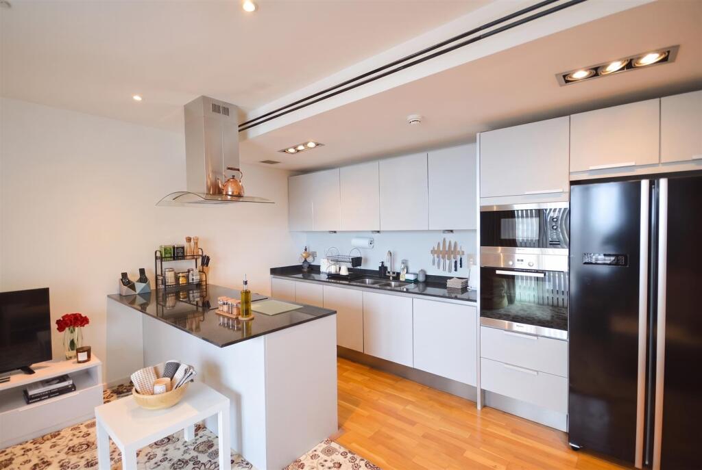 Apartment in Lincoln, New Boultham - View 3