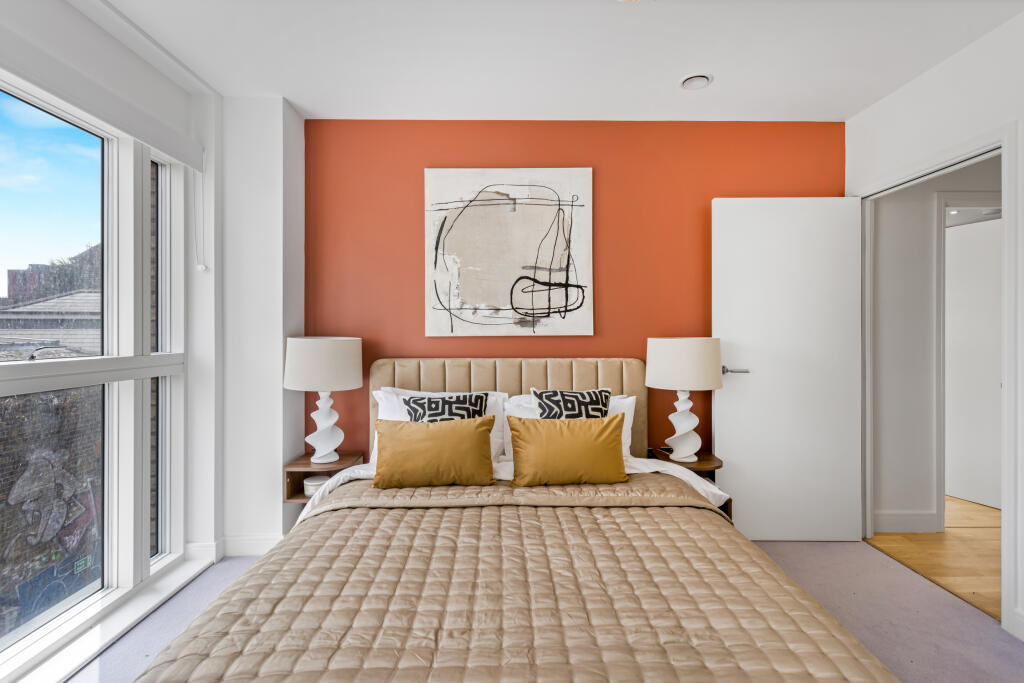 Apartment in London - More