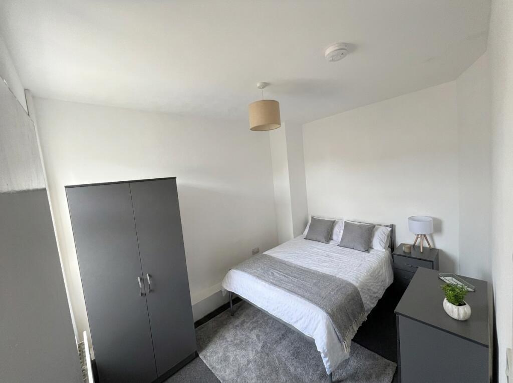Main image of property: Room 4, 7 Welham Street