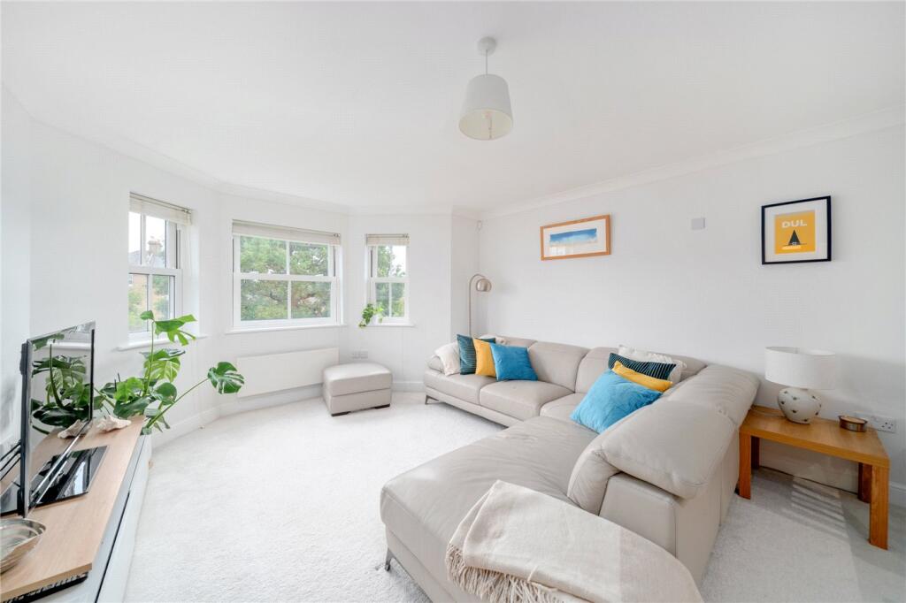 Apartment in London - View 4