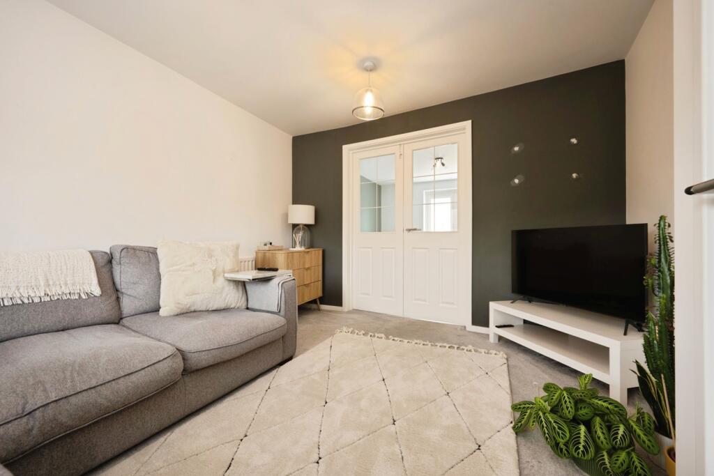 House in Renhold, Bedford - More