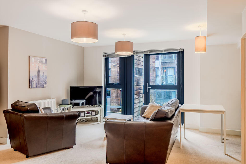 Apartment in Bristol - View 4