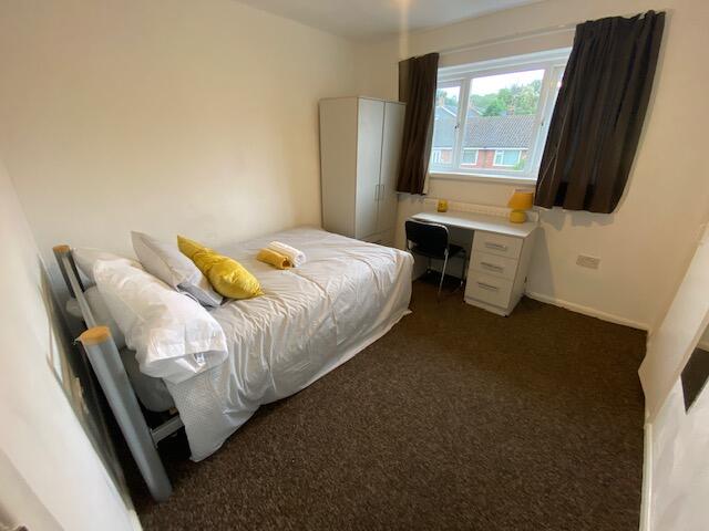 Additional image 7 of Fladbury Crescent - 5 bed, Selly Oak, West Midlands, B29