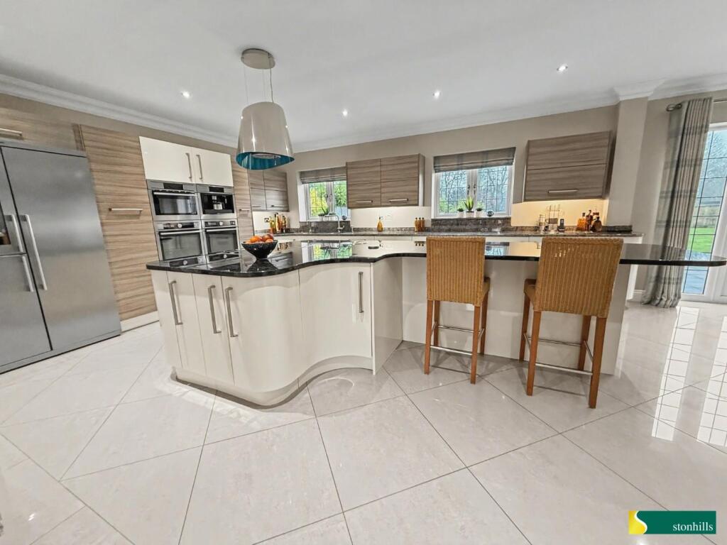 House in Sywell, North Northamptonshire - More