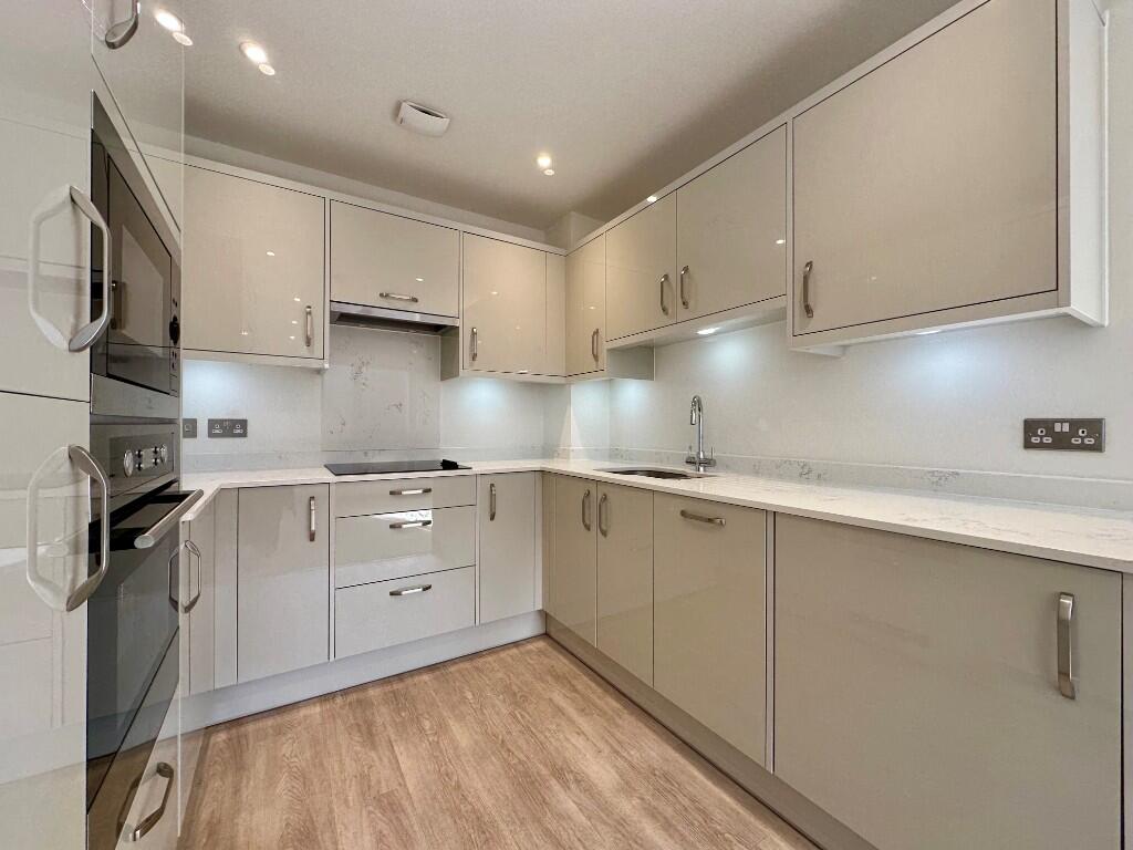 Main image of property: High Street North, Poole, Dorset, BH15