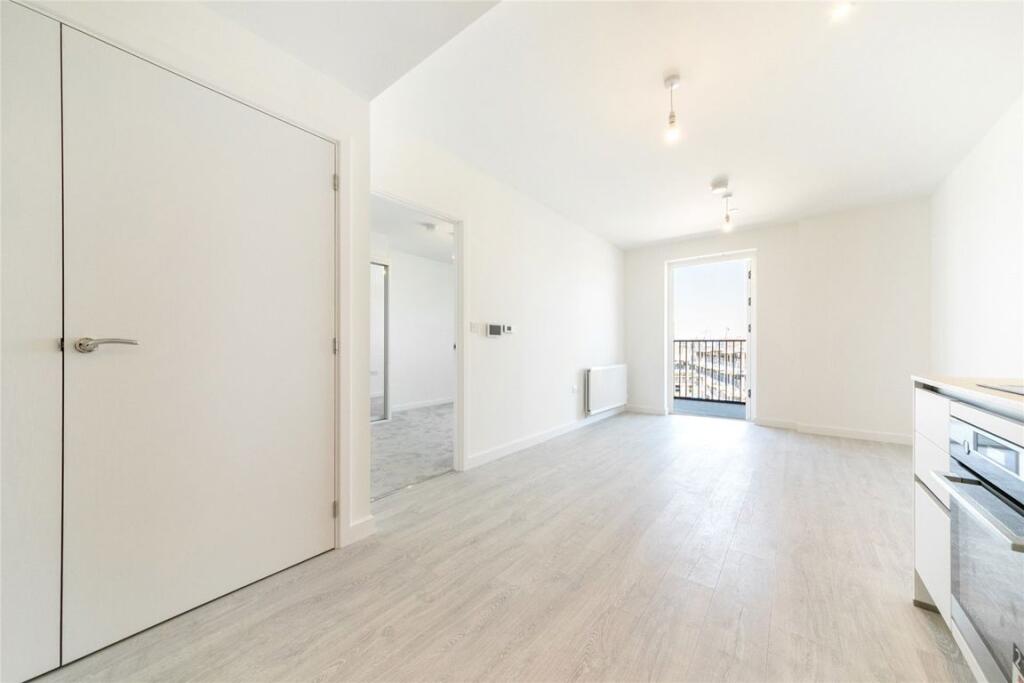 Apartment in London - View 5