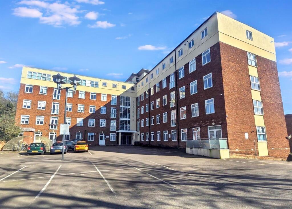 Main image of property: Flat 56 Eastgate House
