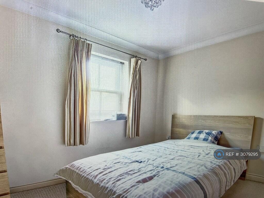 Apartment in Cambridge - More