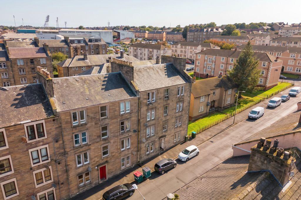 Main image of property: 3/R 36, Wolseley Street, Dundee, DD3 7QJ