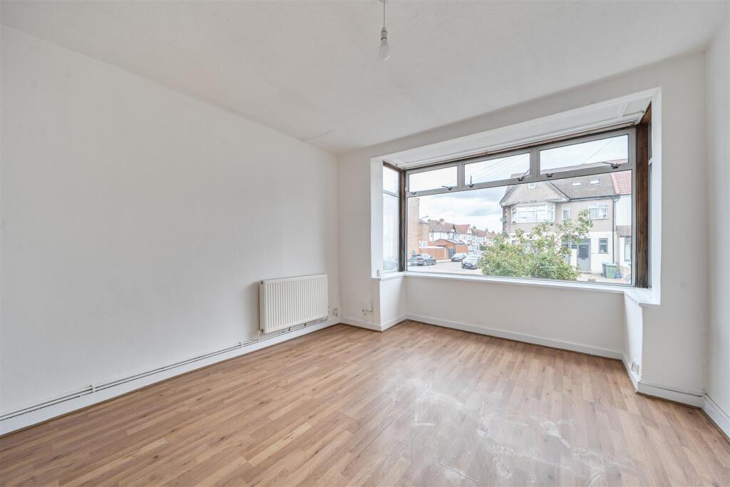Apartment in Harrow - View 2