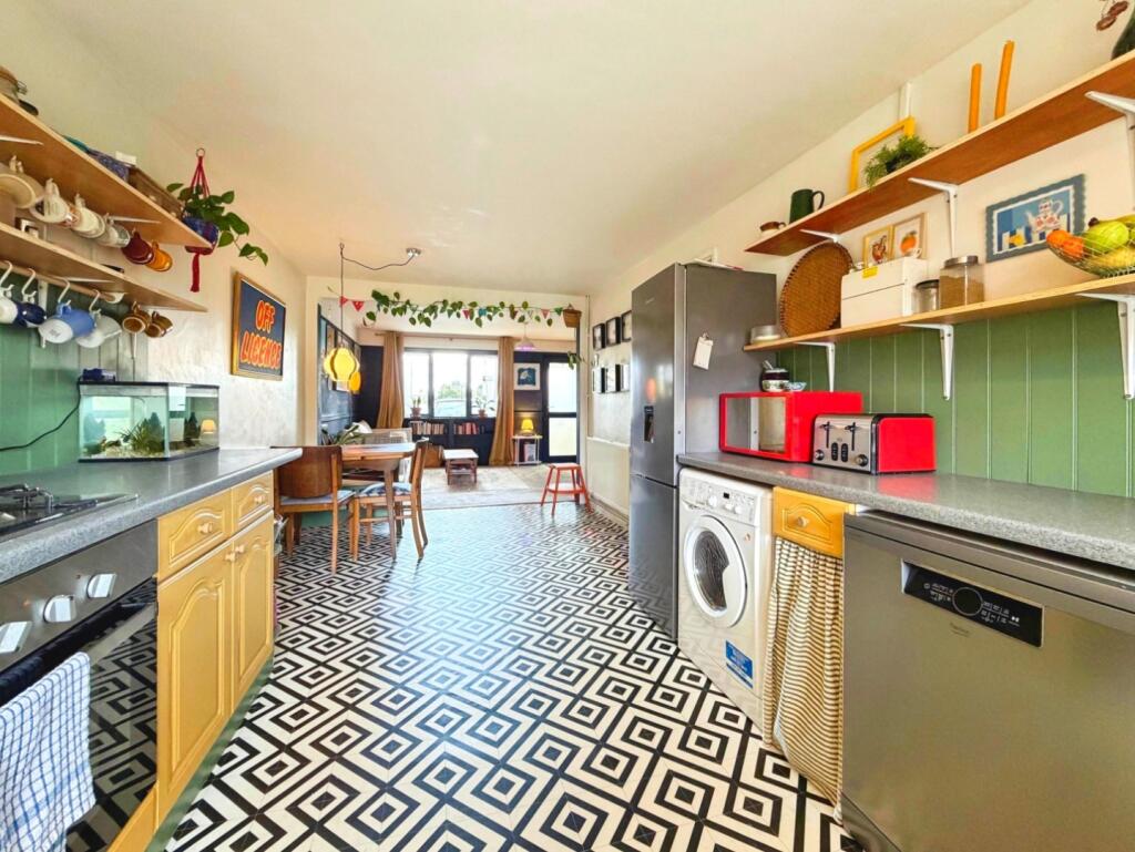 Main image of property: Creswicke Road, Bristol