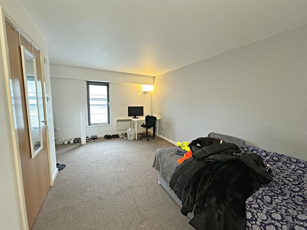 Apartment in Nottingham, Rainbow Quarter, St Ann's - More