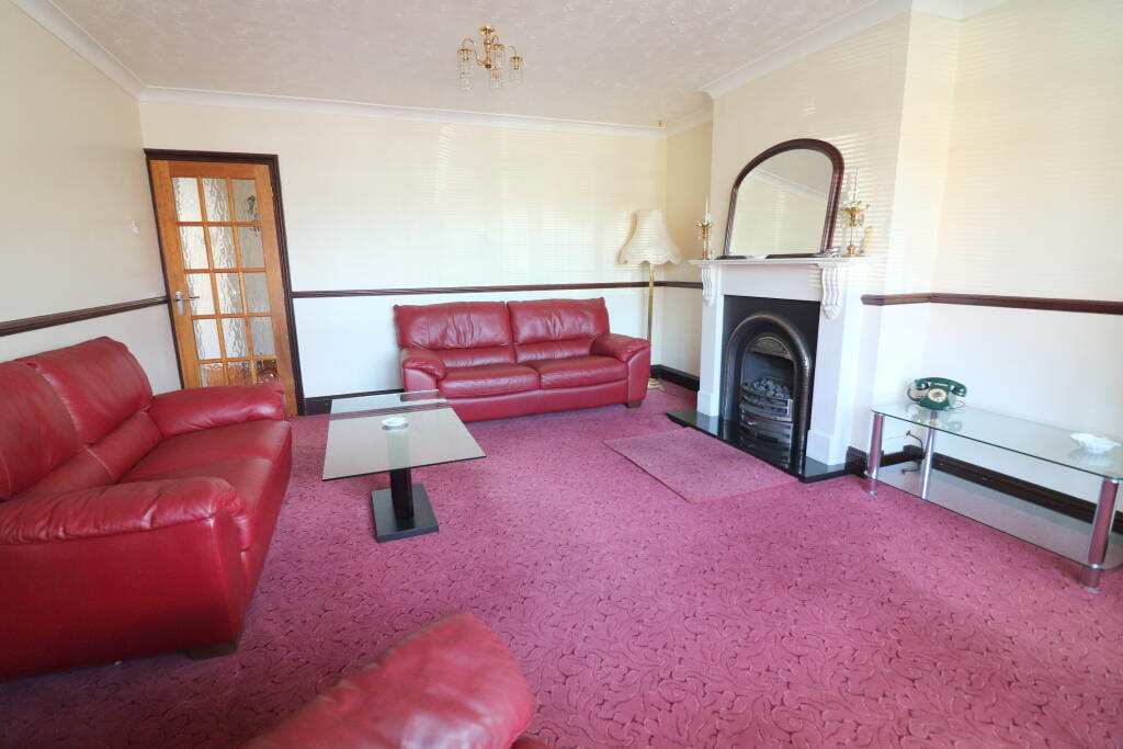 House in Bedfordshire, Luton - View 4