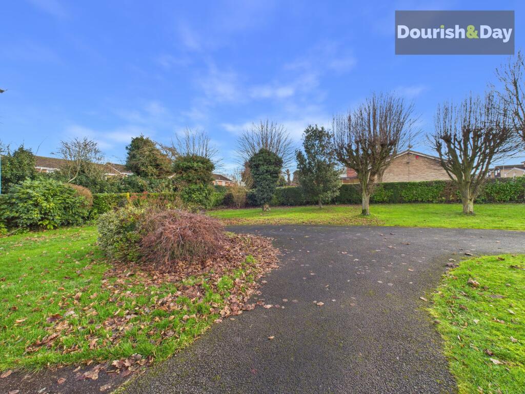 Clarendon Drive, Stafford, ST17 photo 2