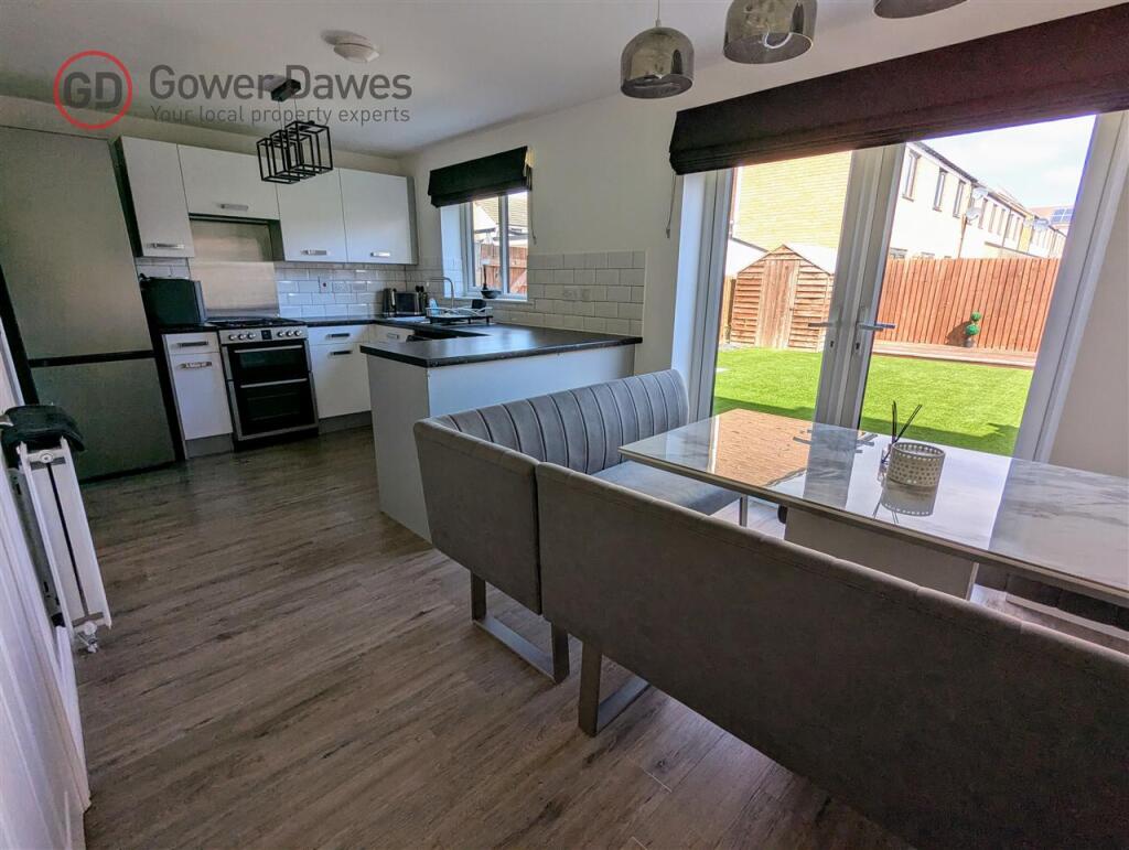 House in South Ockendon, Essex - View 4