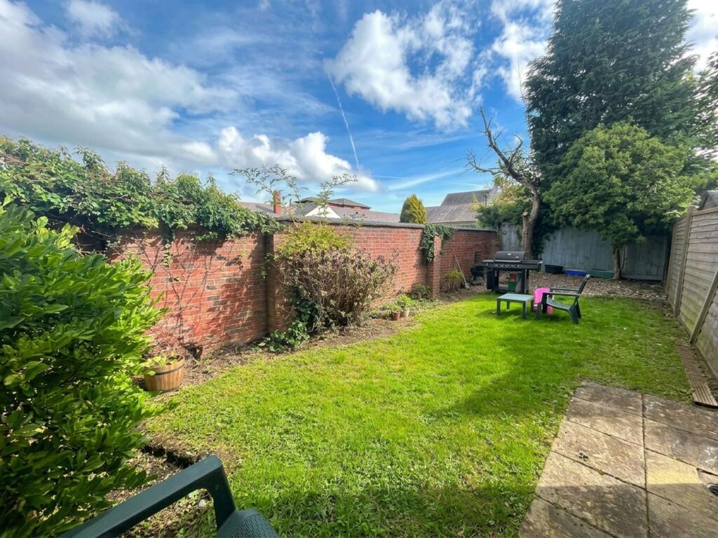 Apartment in Warrington - View 4
