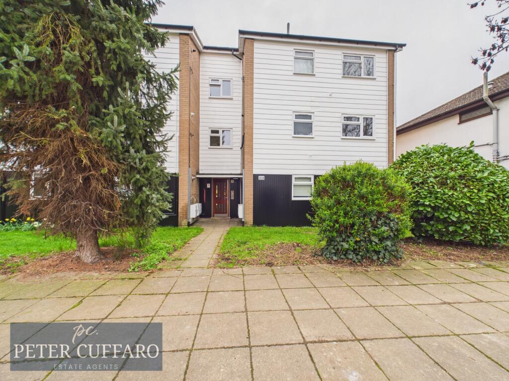 Main image of property: Ogard Road, Hoddesdon, EN11