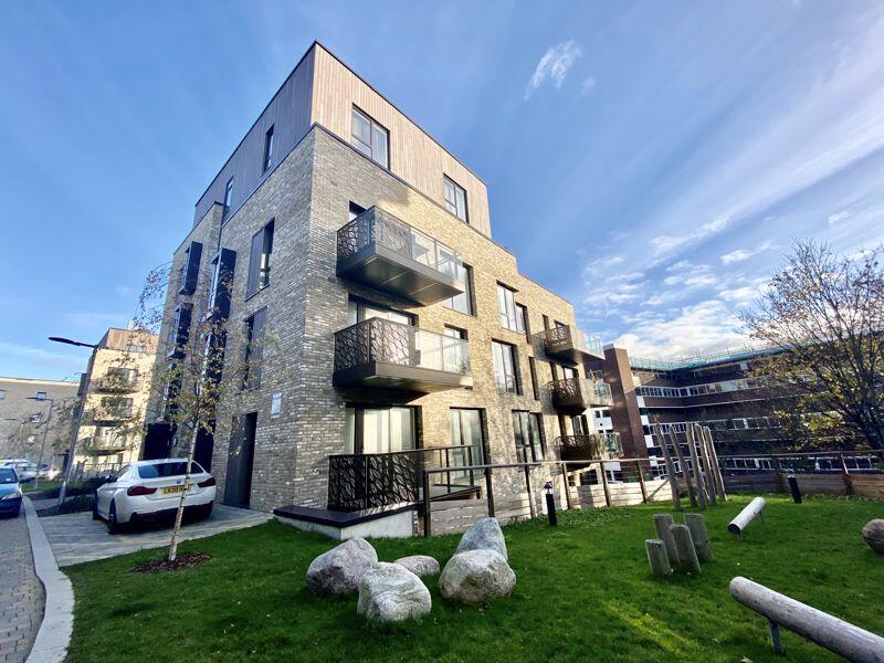 Main image of property: Pavilions, Caledonian Road, N1 1XH