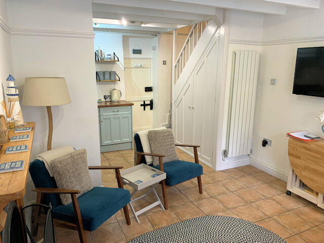 Driftwood, 8 Nantiesyn, Aberdyfi,  LL35 0NB photo 4