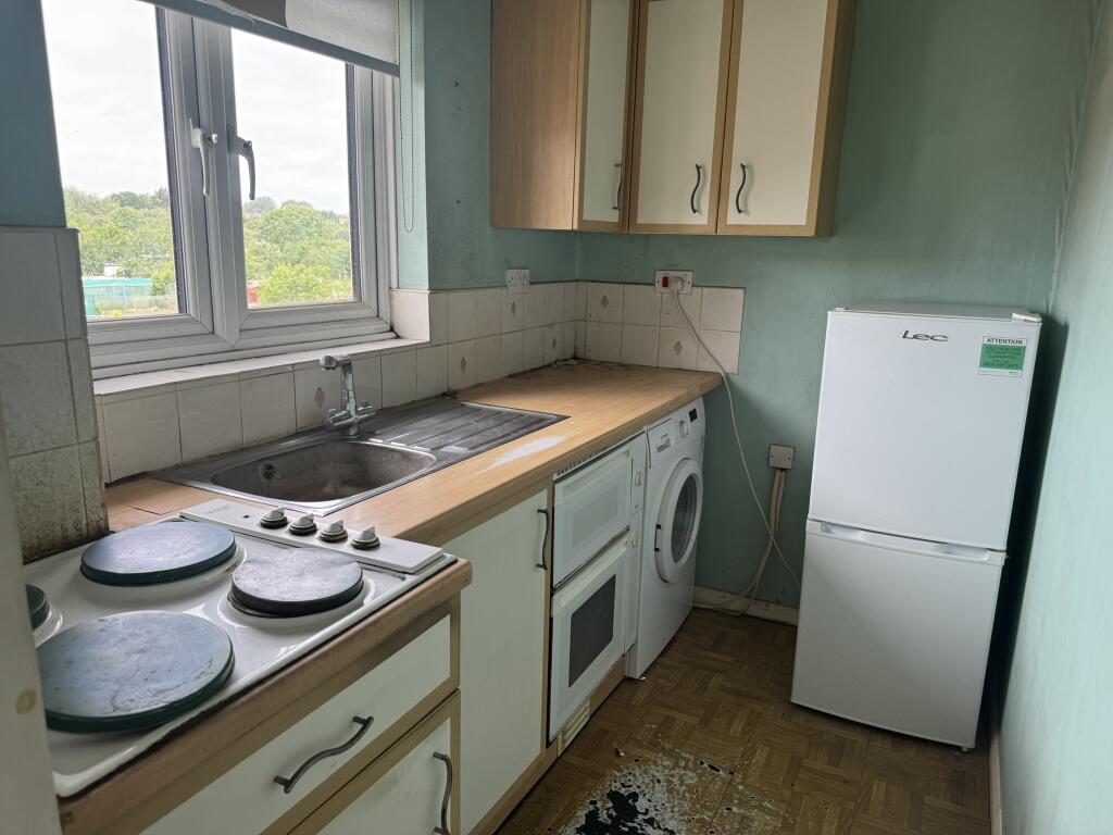 Apartment in London - View 5