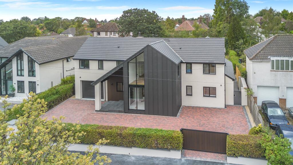 Main image of property: Leadhall Road, Harrogate, North Yorkshire