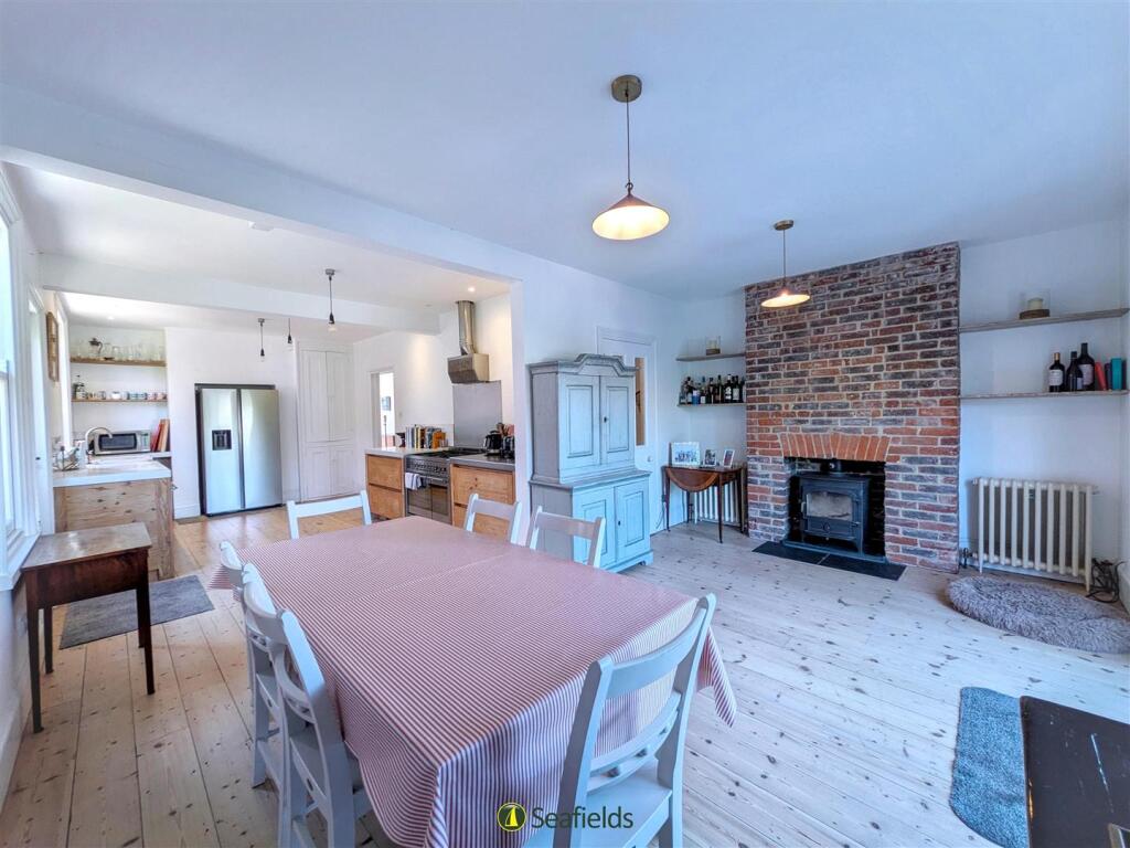 House in Portsmouth, Nettlestone and Seaview - View 4