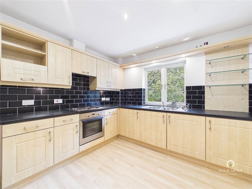 Apartment in Newcastle upon Tyne - View 2