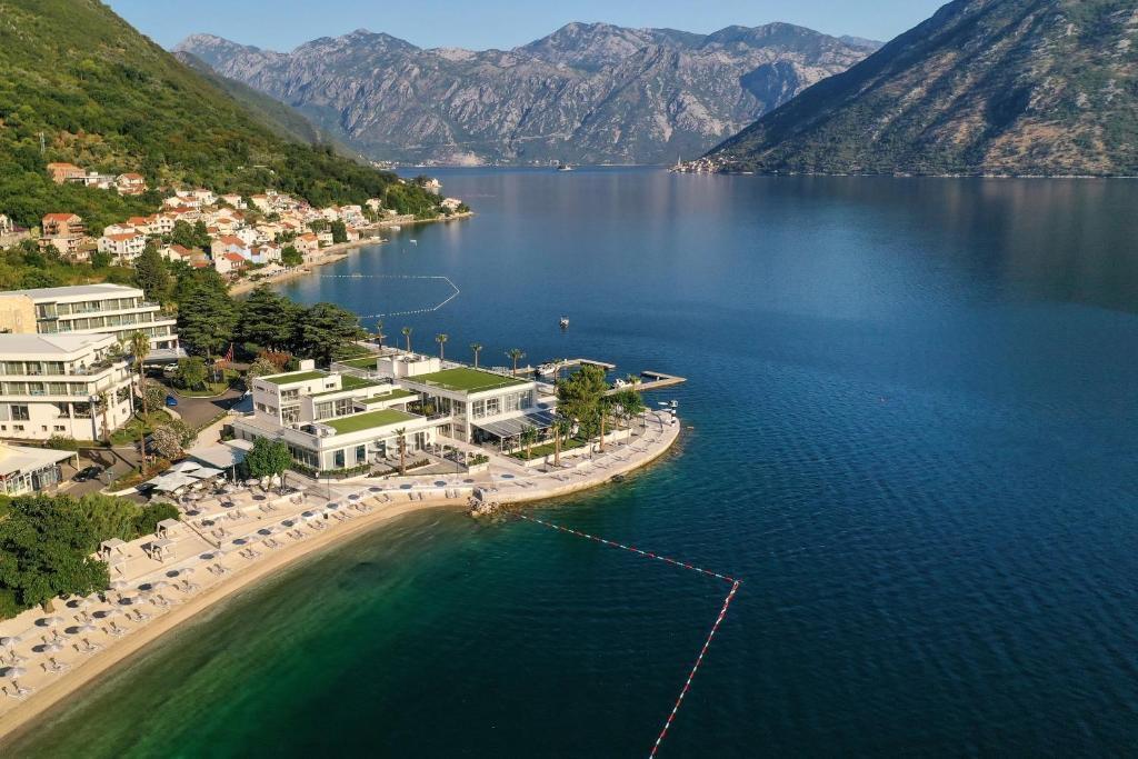Main image of property: Boka Kotorska