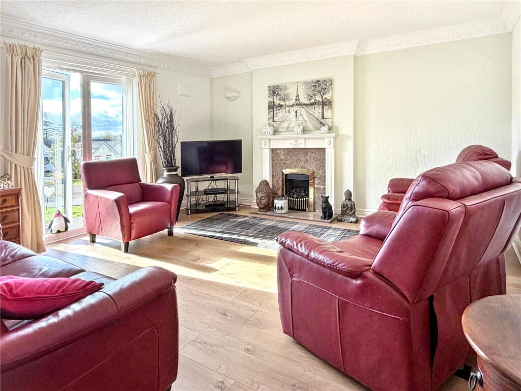 House in Lockerbie, Dumfries and Galloway - More