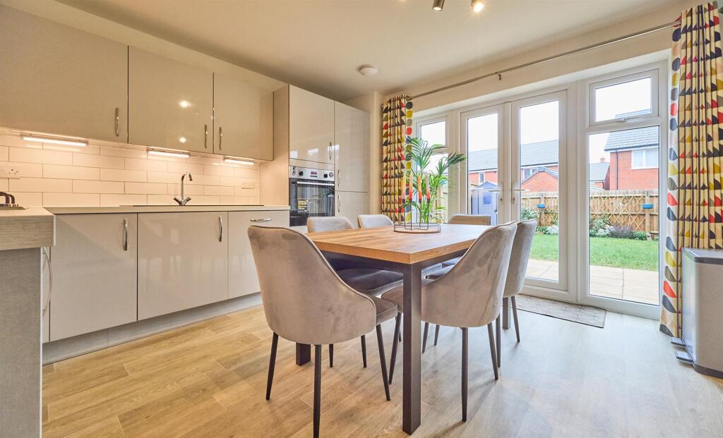 House in Hinckley and Bosworth, Leicestershire - View 4