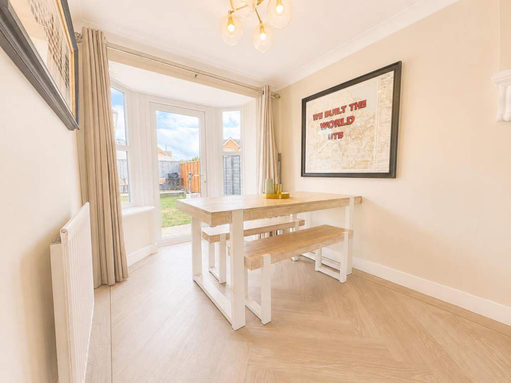 House in Ingleby Barwick, Stockton-on-Tees - More