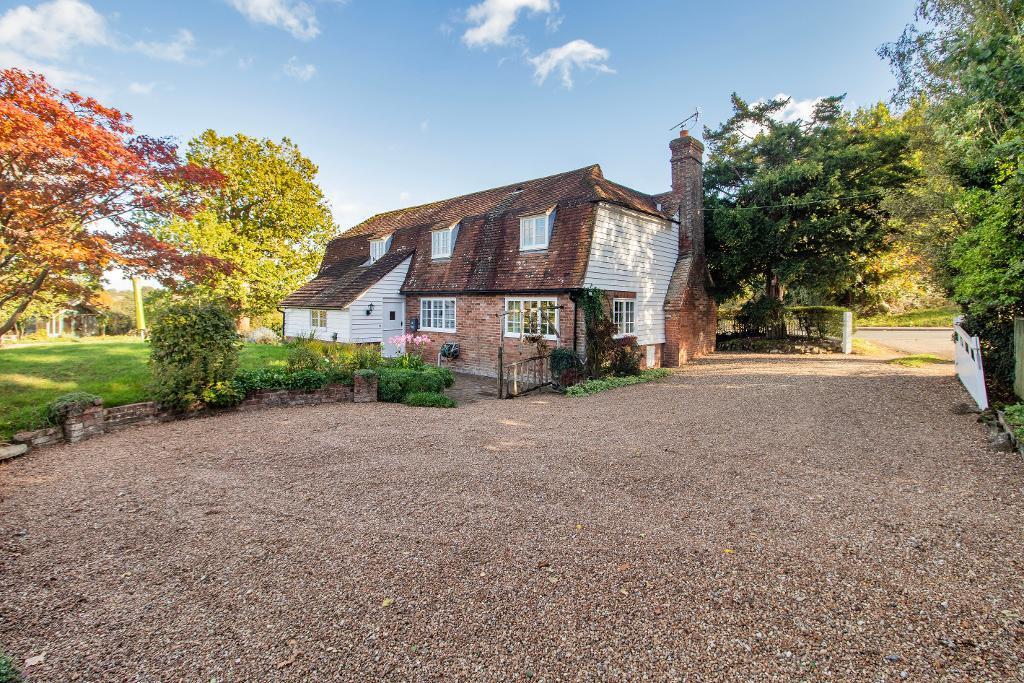 4-bed detached on Iden Green Road, Iden Green, Kent, TN17 4HA, £775,000