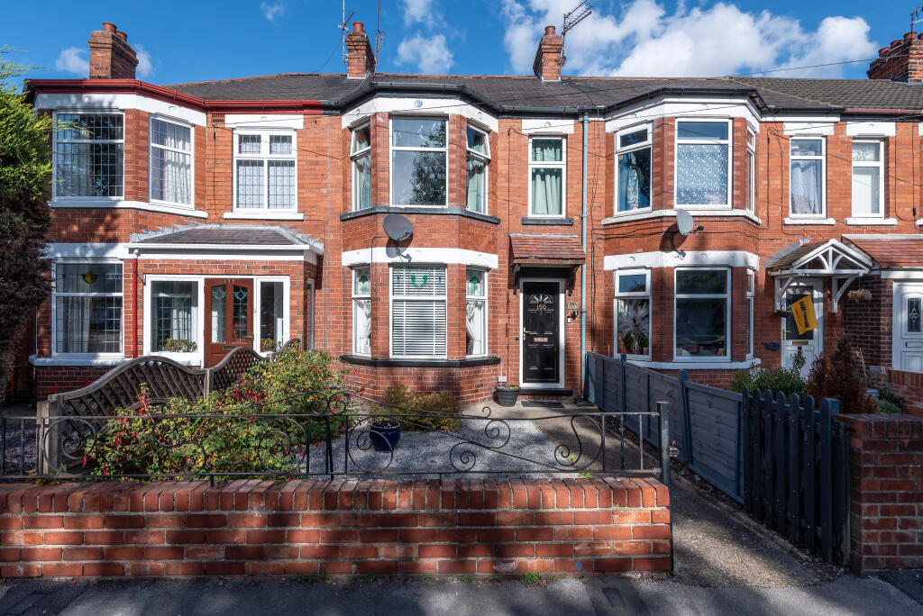 3-bed terraced on Willerby Road, Hull, HU5, £160,000