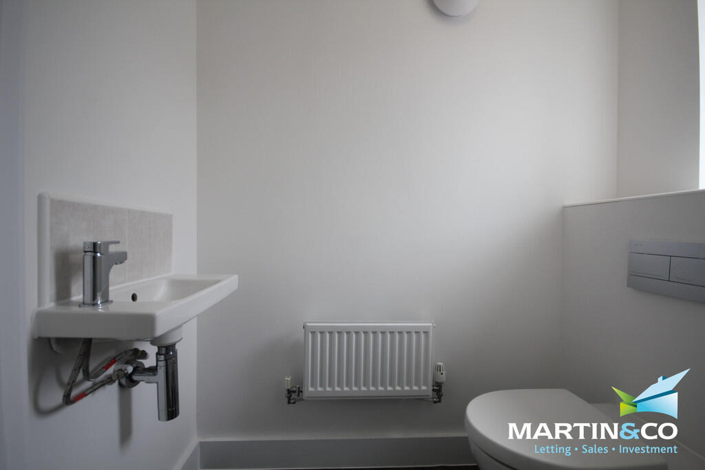 House in Sandwell, West Midlands - View 3