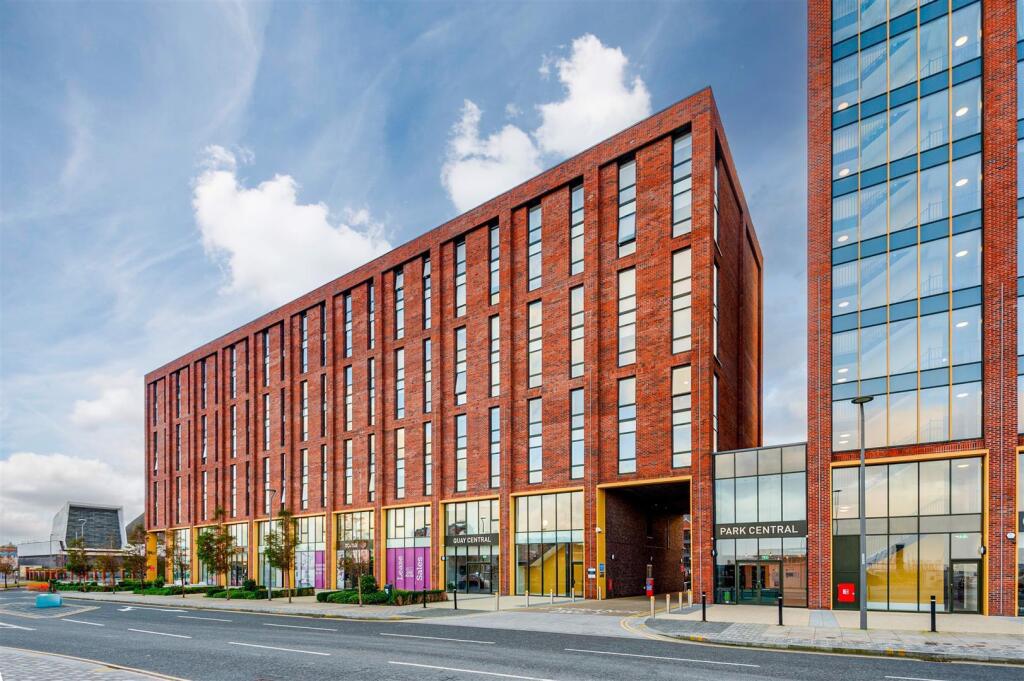 Main image of property: Apartment 716, 9 Jesse Hartley Way, Liverpool
