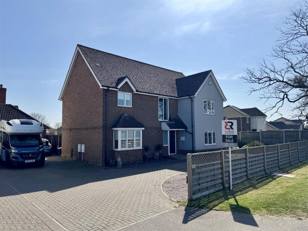 4-bed detached on St. Johns Road, Clacton-On-Sea, £550,000