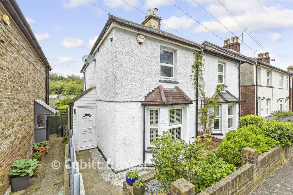 Main image of property: Beechwood Road, Caterham, Surrey