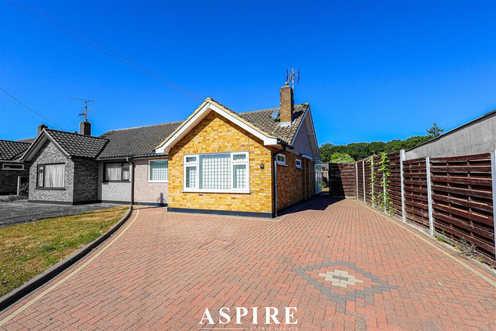 2-bed semi-detached on Newton Park Road, Benfleet, £375,000
