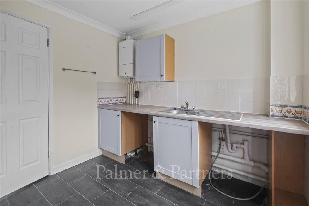 House in Ipswich - View 4