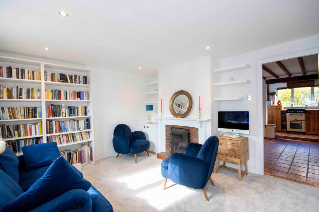 House in Rickmansworth, Chorleywood - View 4