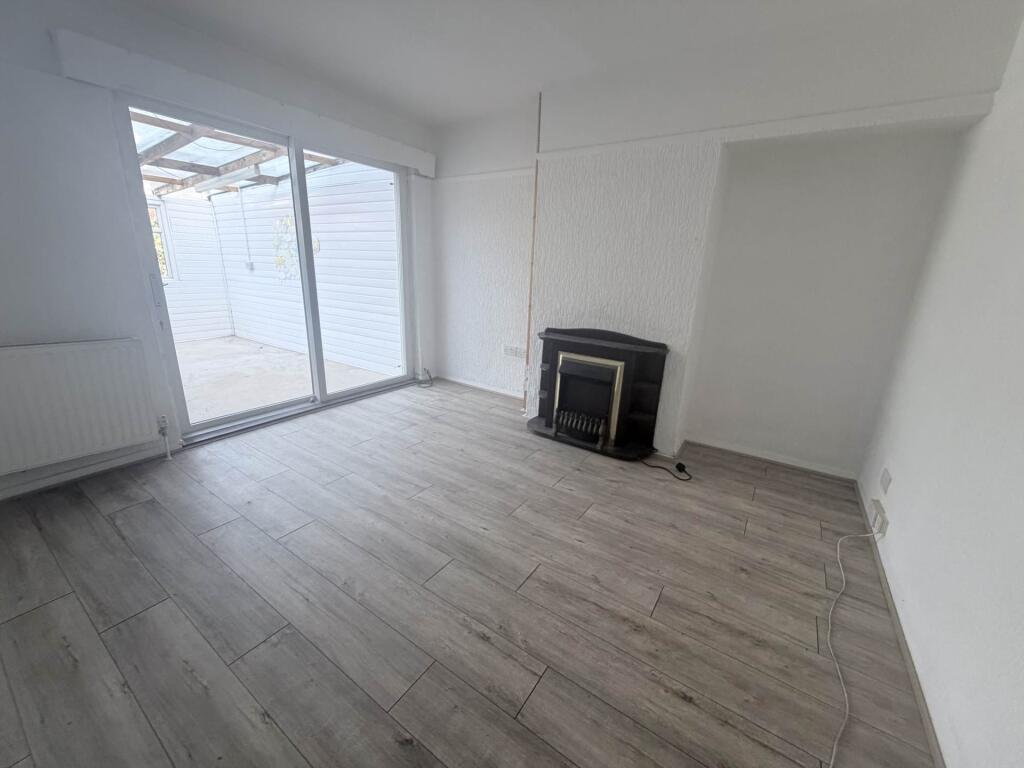 House in Willenhall, Old Heath - More