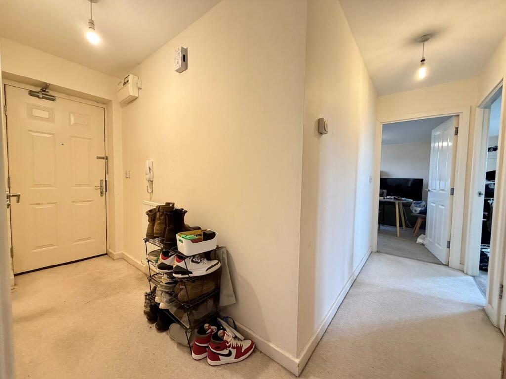 Blythebridge, Broughton, Milton Keynes, MK10 - View 2