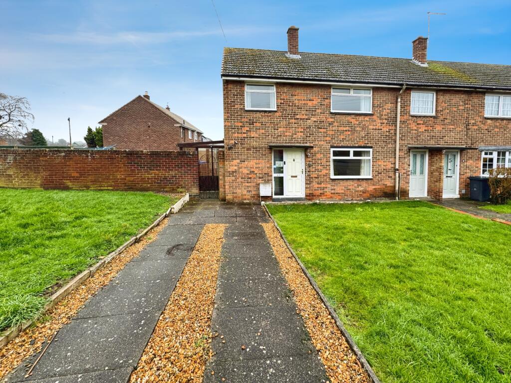 Main image of property: Hawthorn Crescent, Stapenhill, Burton-on-Trent, DE15