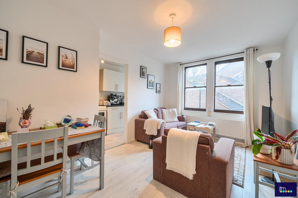 Main image of property: Warrender Road, N19 5EF