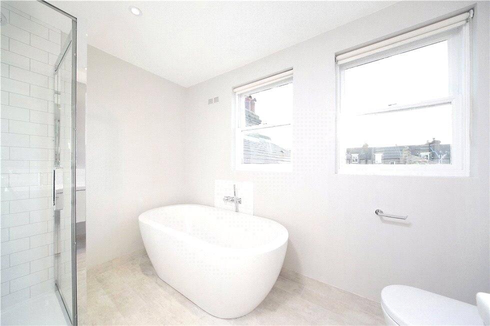 4 bedroom terraced house for rent