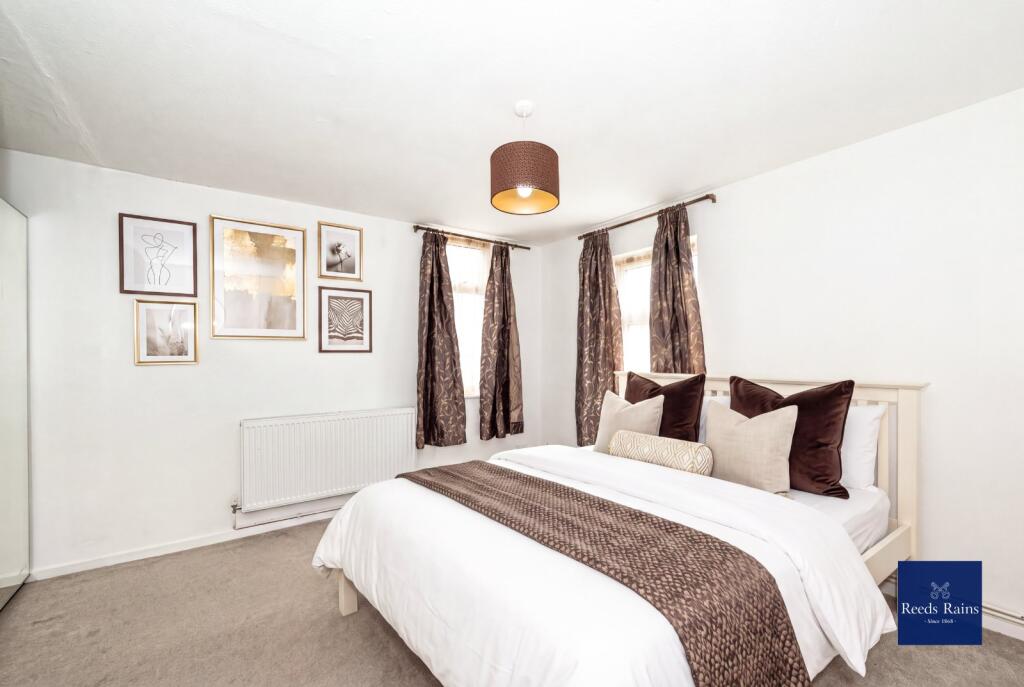 House in London - View 3