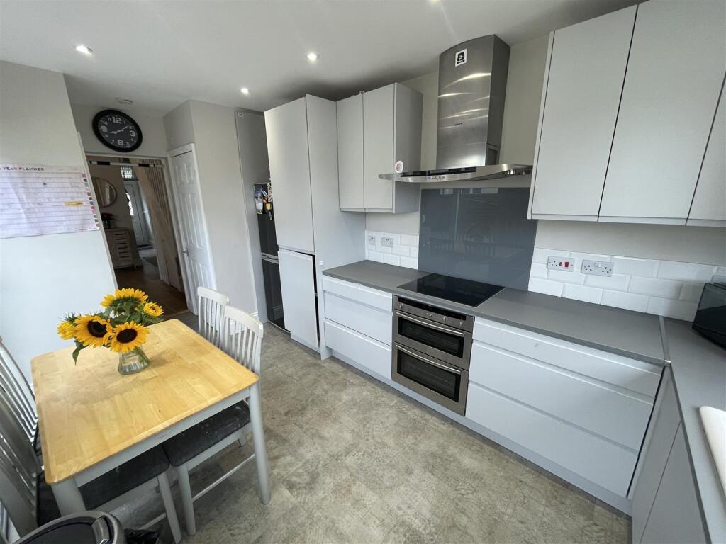 House in Plymouth - View 4