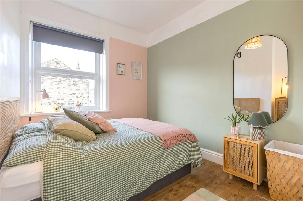 Grove Street, Slaithwaite, Huddersfield, HD7 photo 4